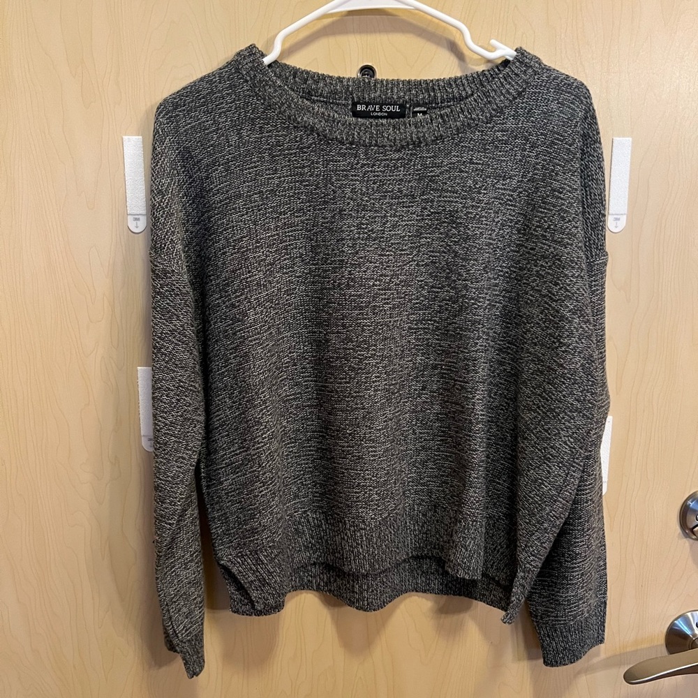 ⭐️ Brave Soul Gray Sweater